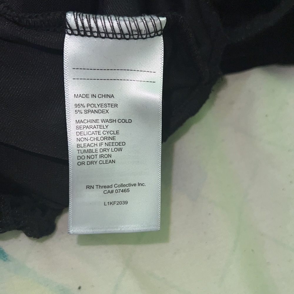 Laundry by Shelli Segal Small black velour top New With Tags polyester blend - Picture 9 of 14